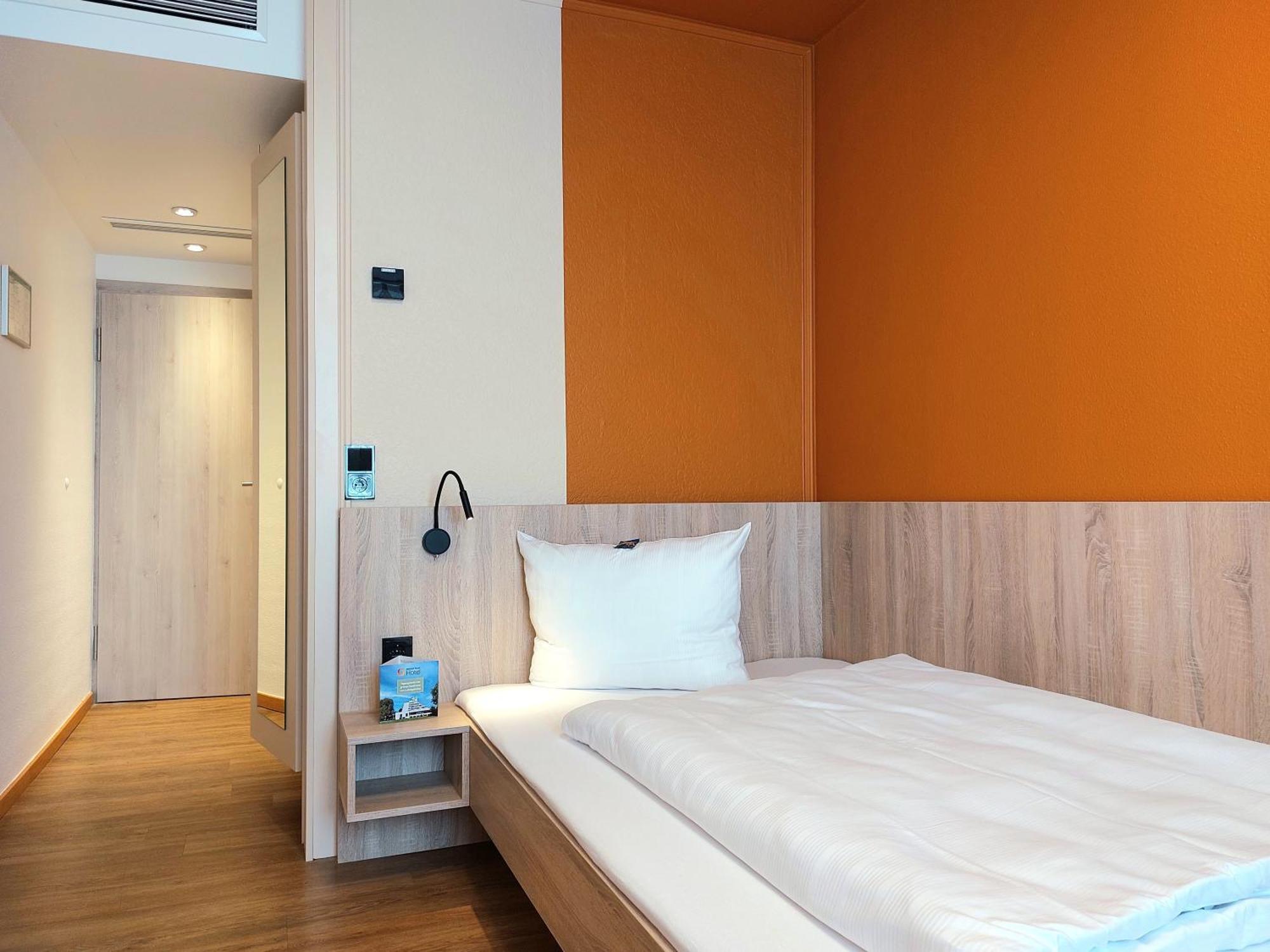 Heinrich Pesch Hotel ลุดวิกส์ฮาเฟน อัม ไรน์ ภายนอก รูปภาพ
